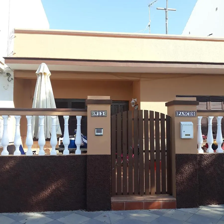 El Patio De Villa Pancho Chipiona Homestay